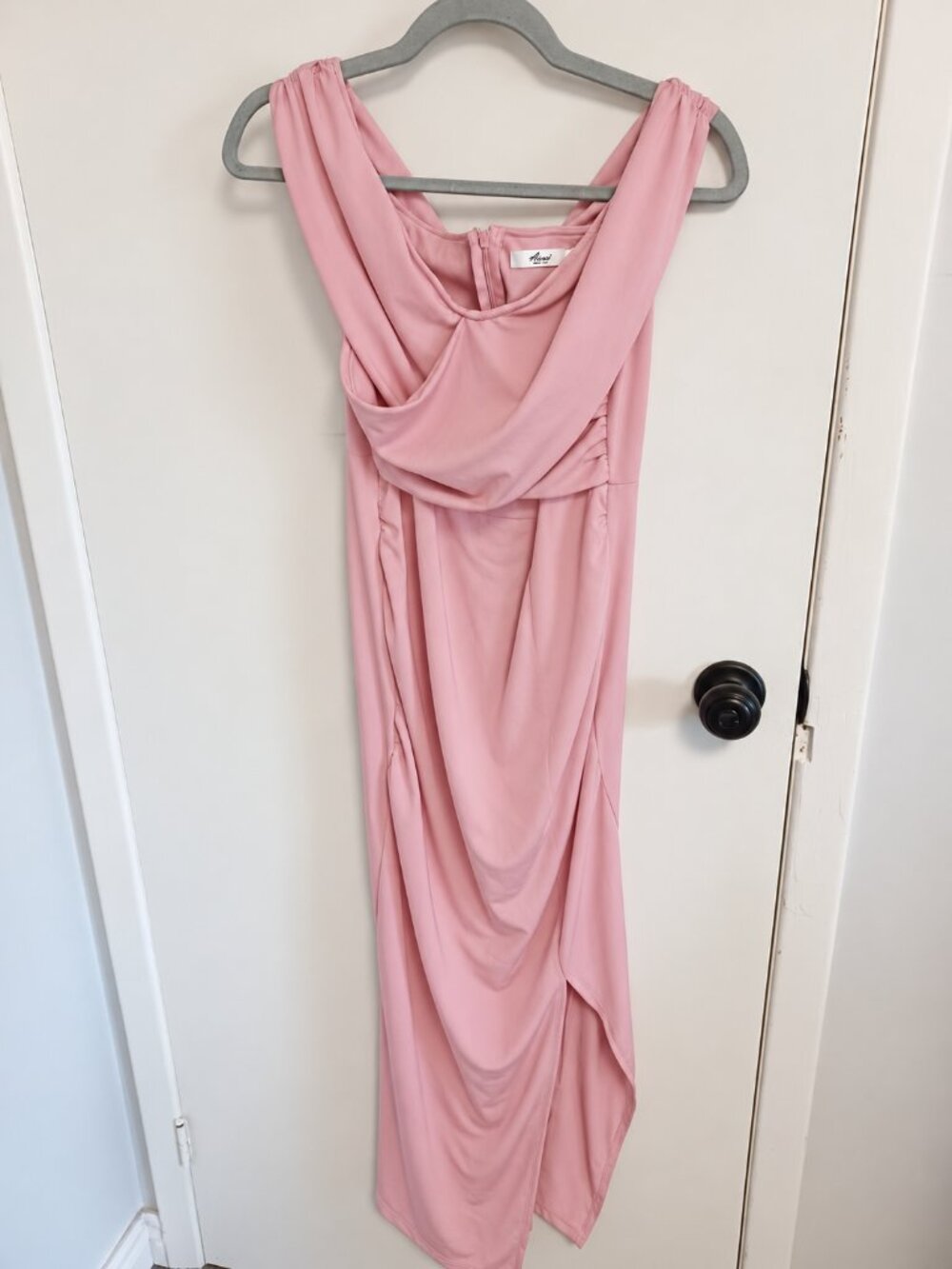 AISWI Pink Off-Shoulder Maternity Maxi Dress Size Large